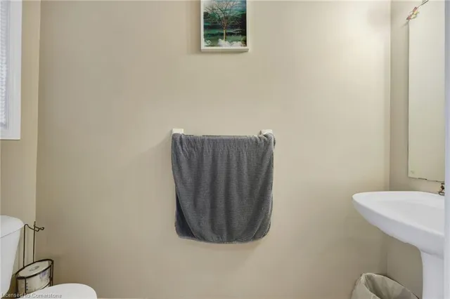 Additional image 14 of 38 Cedarville Dr