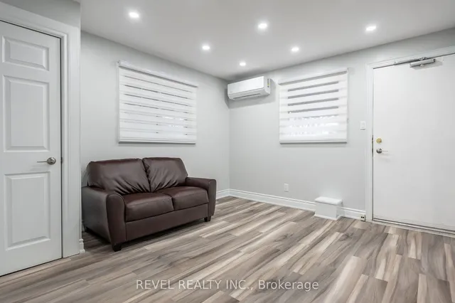 Additional image 27 of 34 Sherman Ave