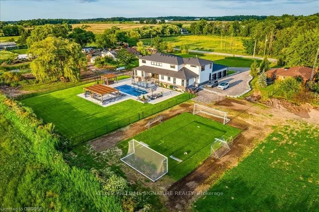 Additional image 32 of 37 Eleventh Rd