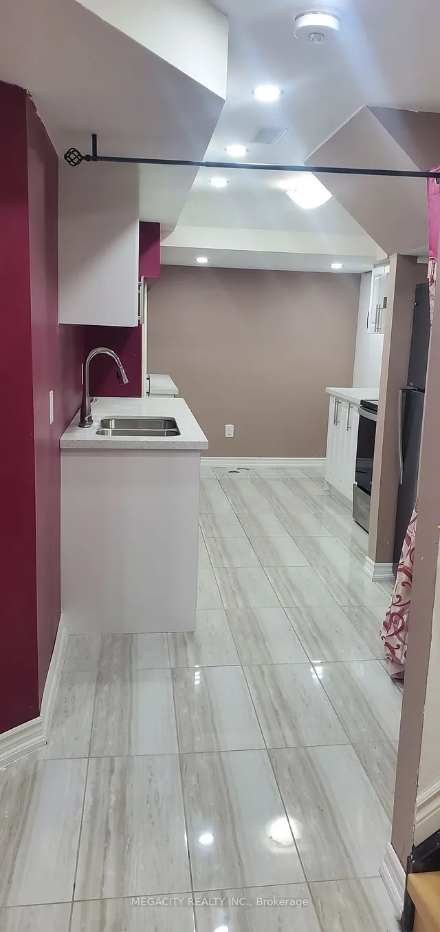 Additional image 11 of 155 Meadowland Cres