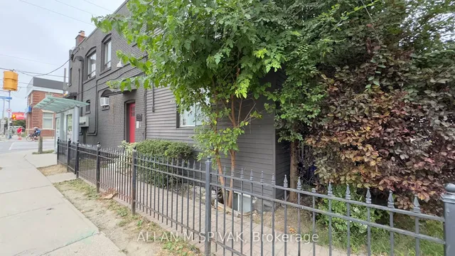 Additional image 23 of 1505 Dupont St