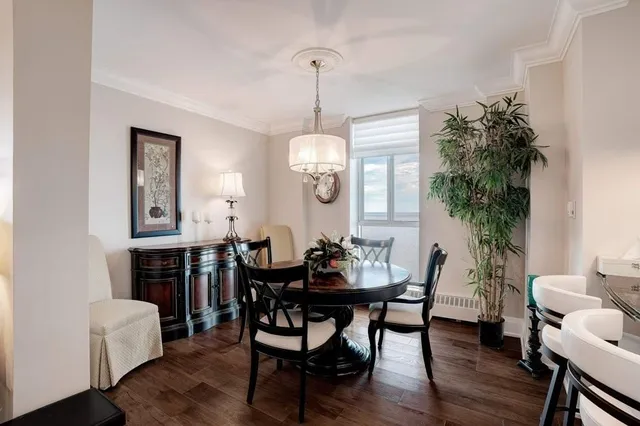 Additional image 14 of 5250 LAKESHORE Rd Unit 2006