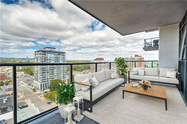 Additional image 20 of 2007 JAMES St Unit 1301