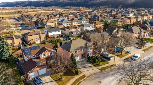 Additional image 47 of 54 Goldcrest Dr