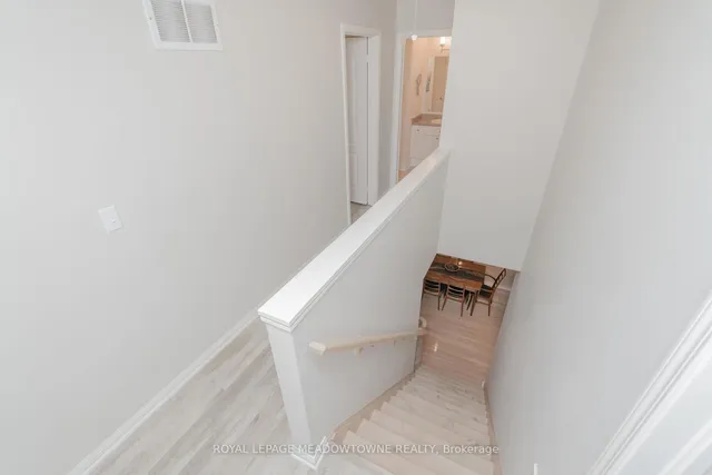 Additional image 18 of 648 Kerr Tr