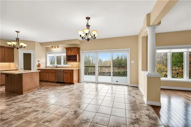 Additional image 10 of 61 Waterford Cres