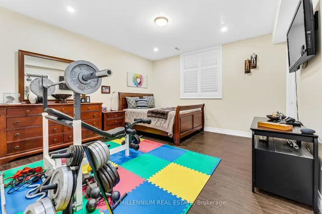 Additional image 35 of 56 Pelech Cres