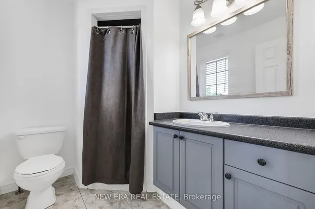 Additional image 31 of 2911 Addison St