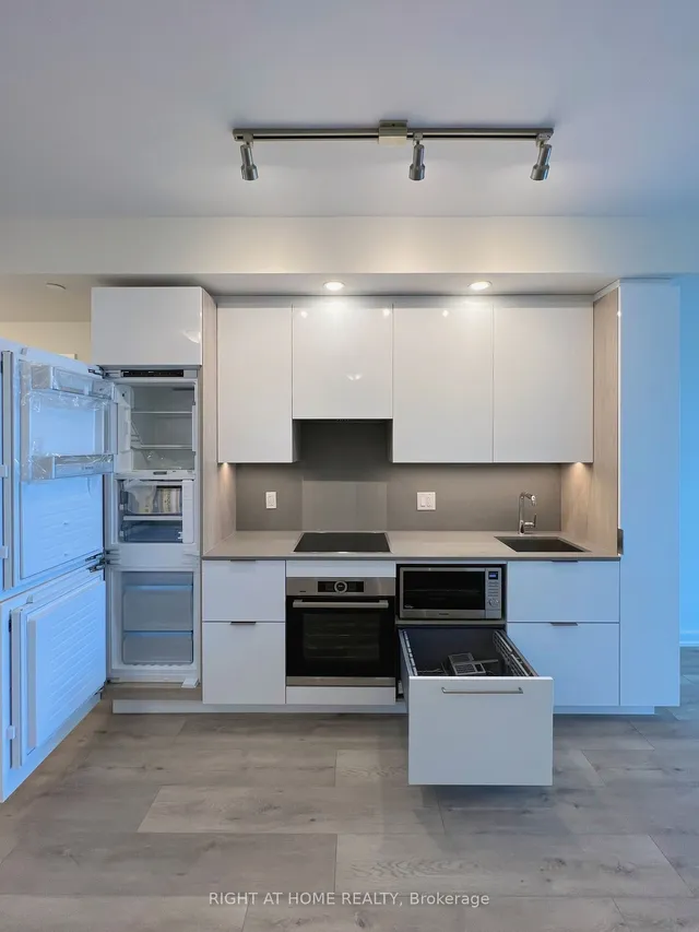 Additional image 8 of 28 Freeland St Unit 1710