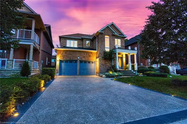 96 Glenmeadow Cres
