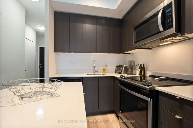 Additional image 12 of 5240 Dundas St Unit B201