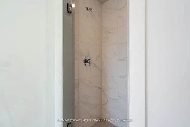 Additional image 31 of 237 Lormont Blvd