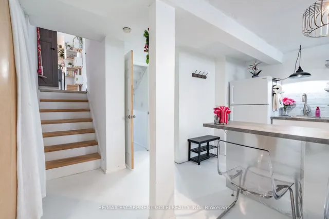 Additional image 12 of 51 LEGGETT Cres