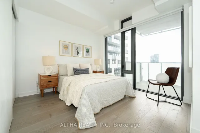 Additional image 17 of 20 Lombard St Unit 3907