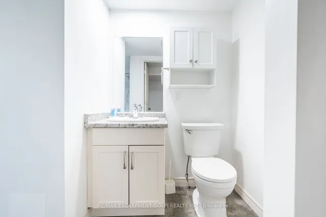 Additional image 19 of 130 KINGS FOREST Dr