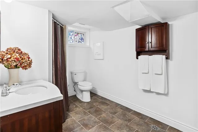 Additional image 16 of 1458 FISHER Ave