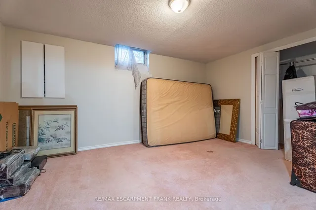 Additional image 35 of 7 GRANDOAKS Dr