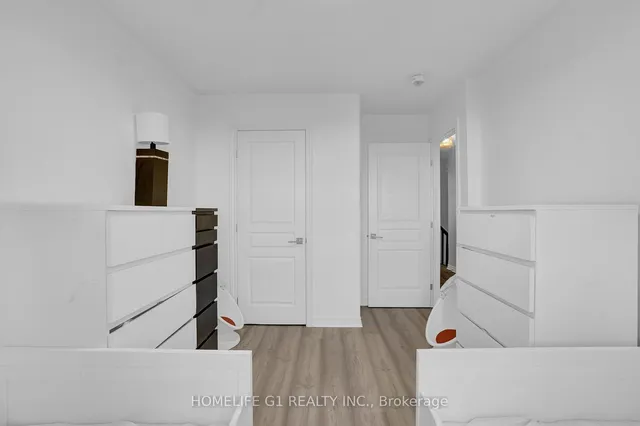 Additional image 24 of 158 Kinsman Dr