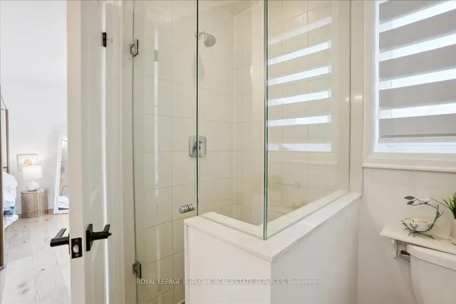 Additional image 28 of 2071 Ghent Ave Unit 3