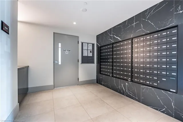 Additional image 17 of 600 North Service Rd Unit 508