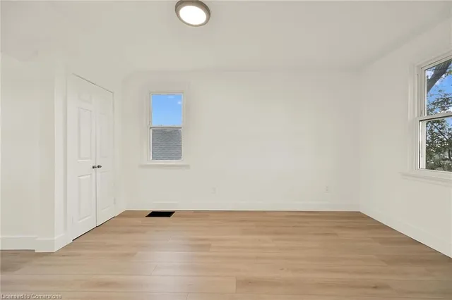 Additional image 18 of 546 Woodward Ave