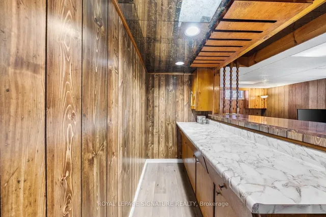 Additional image 23 of 668 Peele Blvd