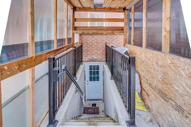 Additional image 35 of 556 Bessborough Dr