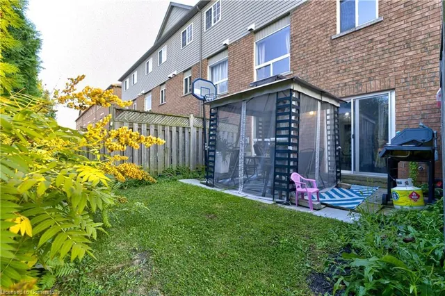 Additional image 22 of 151 Green Rd Unit 26