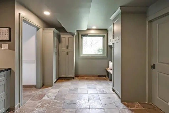 Additional image 11 of 2365 Britannia Rd