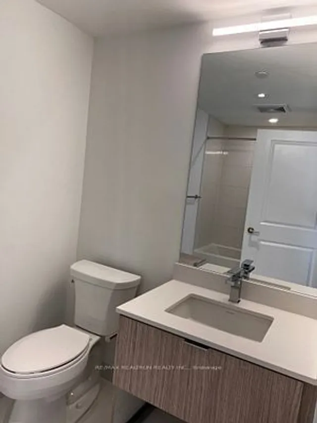 Additional image 9 of 395 Bloor St Unit 2302