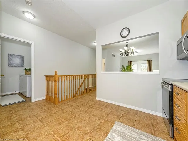 Additional image 24 of 32 Abbotsford Trail