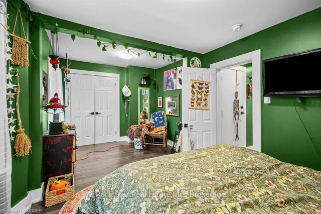 Additional image 24 of 191 WENTWORTH St