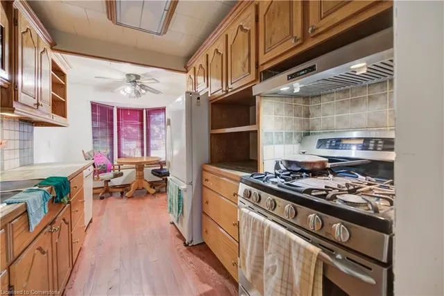 Additional image 17 of 66 Spartan Ave