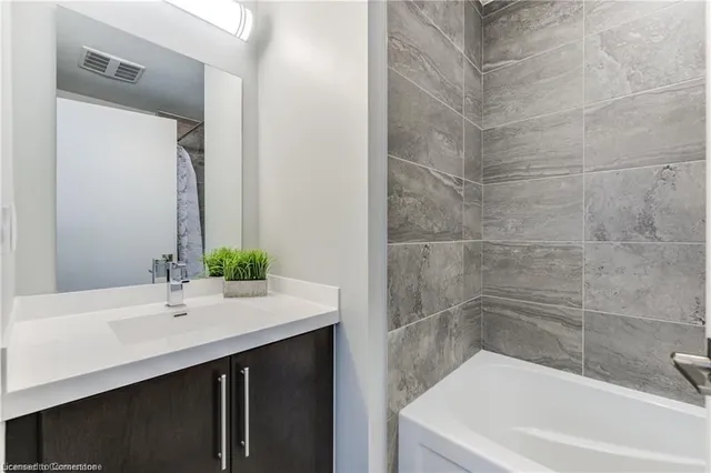 Additional image 18 of 2087 Fairview St Unit 1808