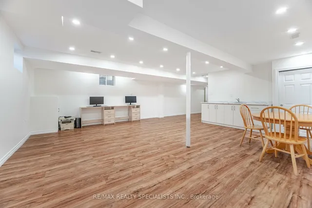 Additional image 35 of 369 Snoek Pt