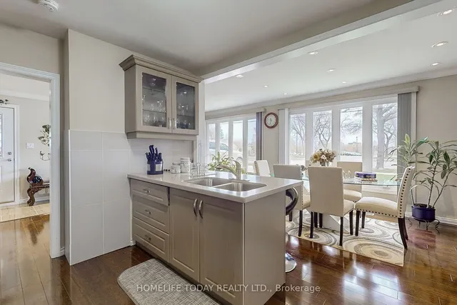 Additional image 17 of 958 Midland Ave