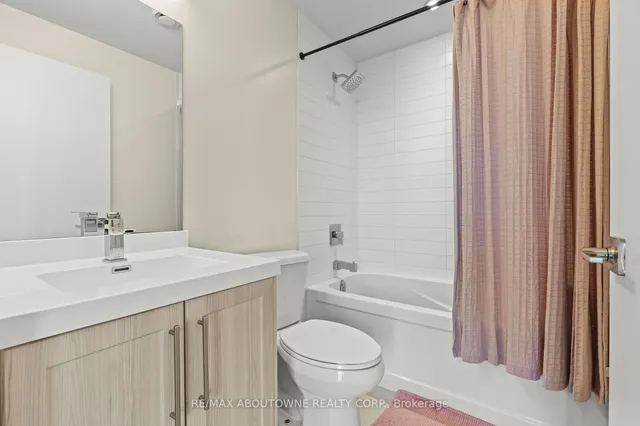 Additional image 19 of 2087 Fairview St Unit 608