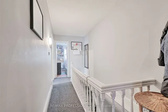 Additional image 24 of 166 Grace St