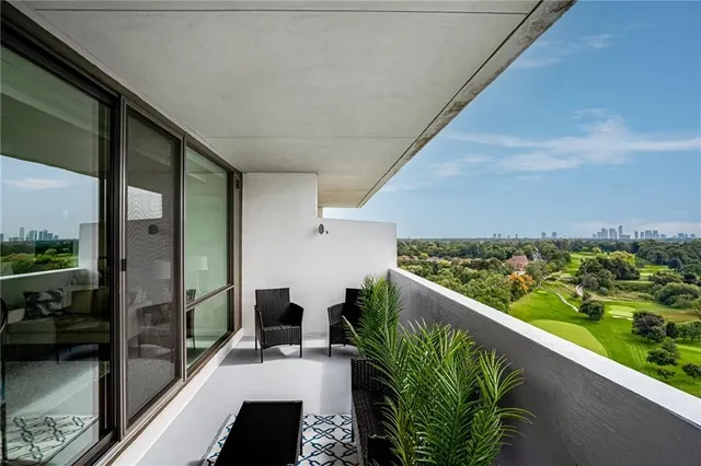 Additional image 28 of 250 SCARLETT Rd Unit PH 2012