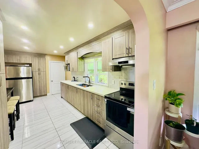 Additional image 14 of 9800 Britania Rd