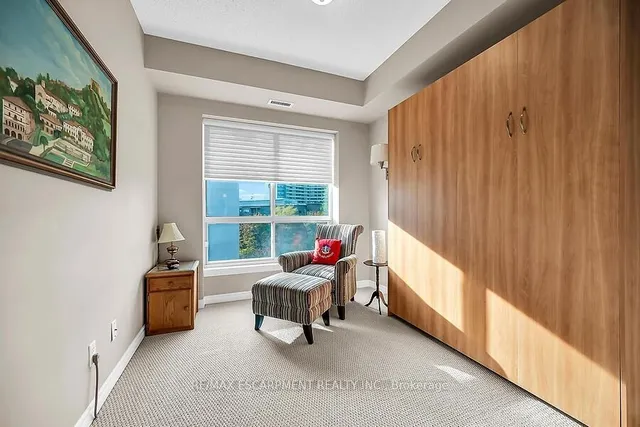 Additional image 22 of 3000 Creekside Dr Unit 601