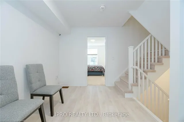 Additional image 24 of 1095 Cooke Blvd Unit 31