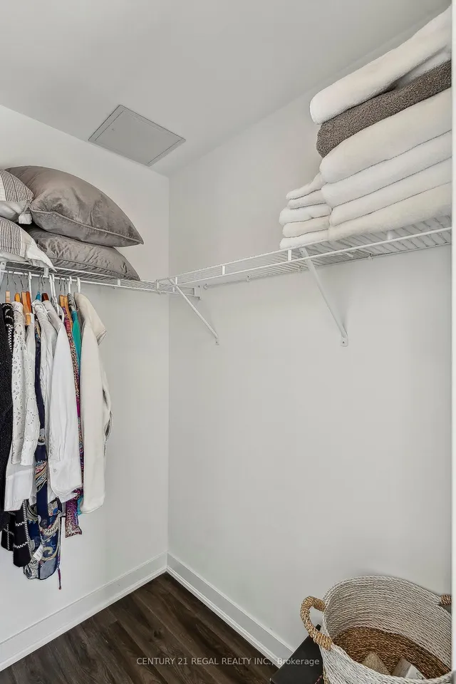 Additional image 23 of 2007 James St Unit 1106