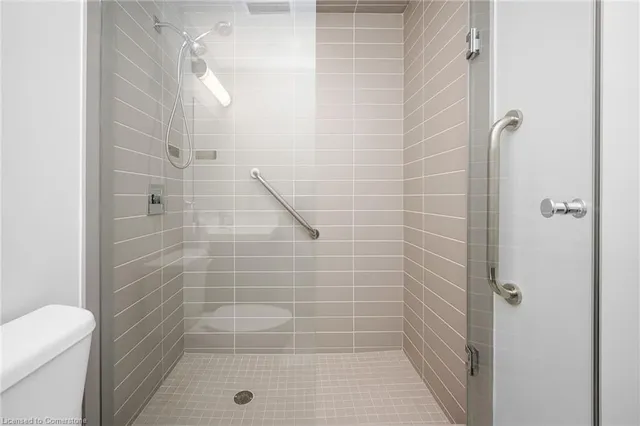 Additional image 15 of 2087 Fairview St Unit 1805