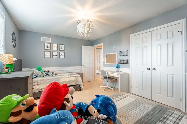 Additional image 24 of 49 Desoto Dr