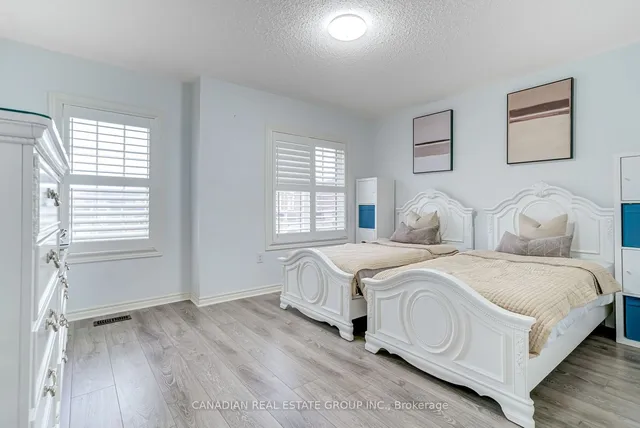 Additional image 24 of 1485 Chretien St