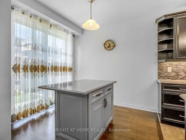 Additional image 15 of 653 Langholm St