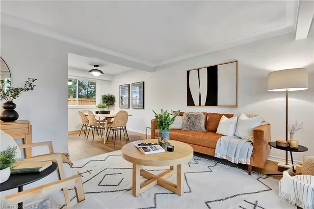 Additional image 4 of 330 Duncombe Dr