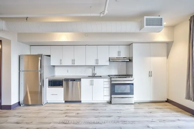 Additional image 10 of 121 King St Unit 505