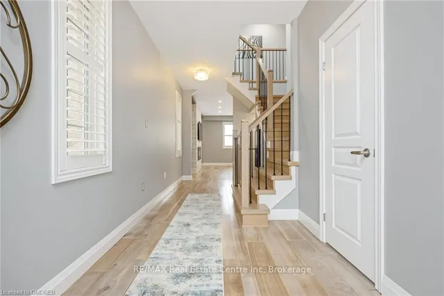 Additional image 6 of 567 SANDERSON Cres